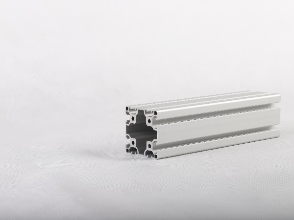 工業(yè)鋁型材廠家，是這樣加工出8080鋁型材的