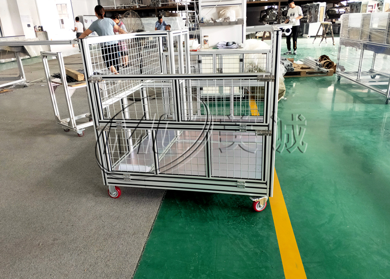 鋁合金組臺(tái)架子貴不貴？